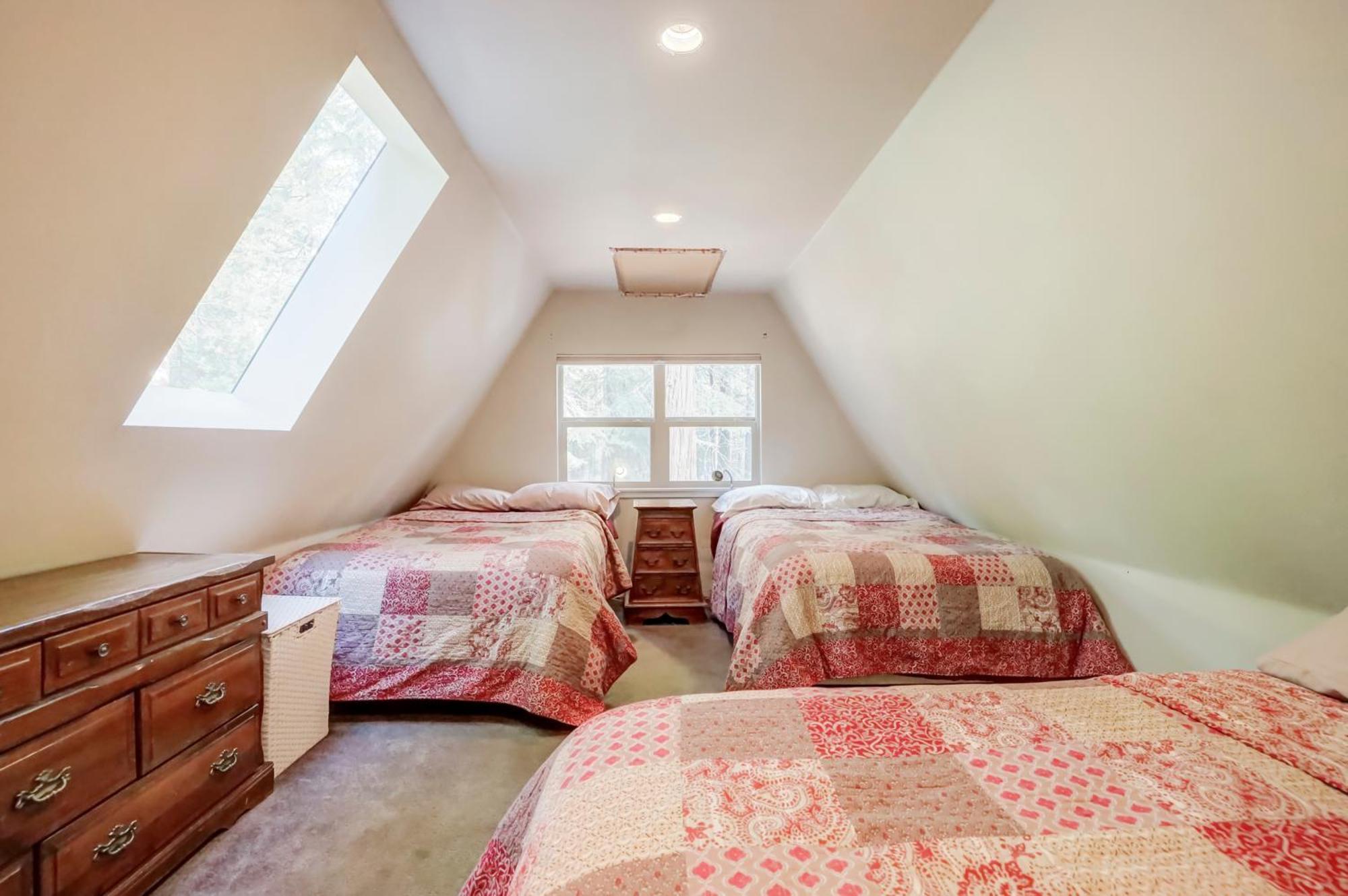 Spacious Classic Cabin Retreat- Near Lassen Mill Creek Экстерьер фото