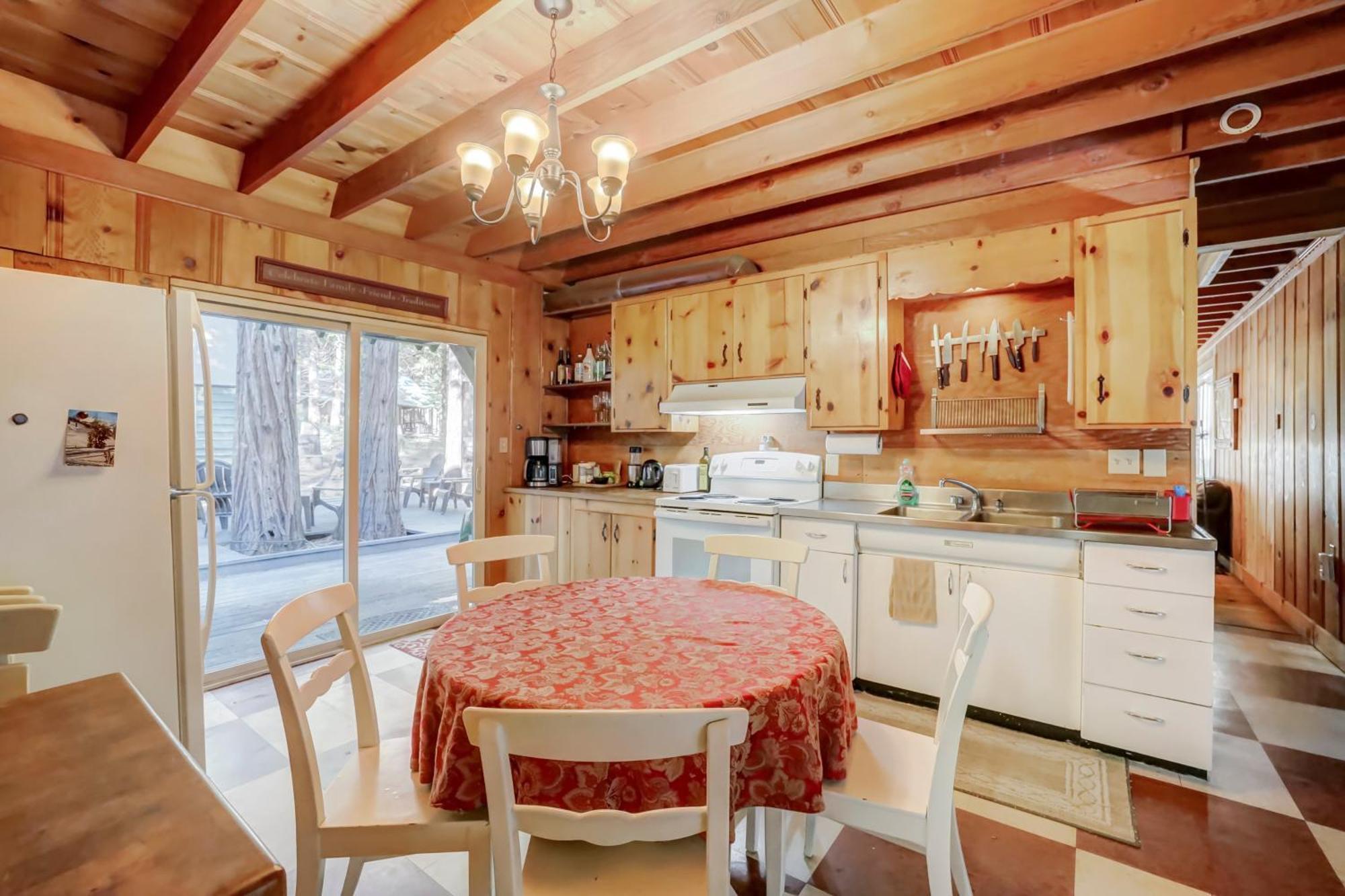 Spacious Classic Cabin Retreat- Near Lassen Mill Creek Экстерьер фото
