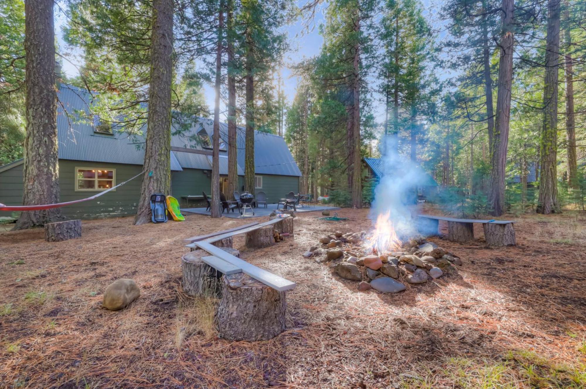 Spacious Classic Cabin Retreat- Near Lassen Mill Creek Экстерьер фото