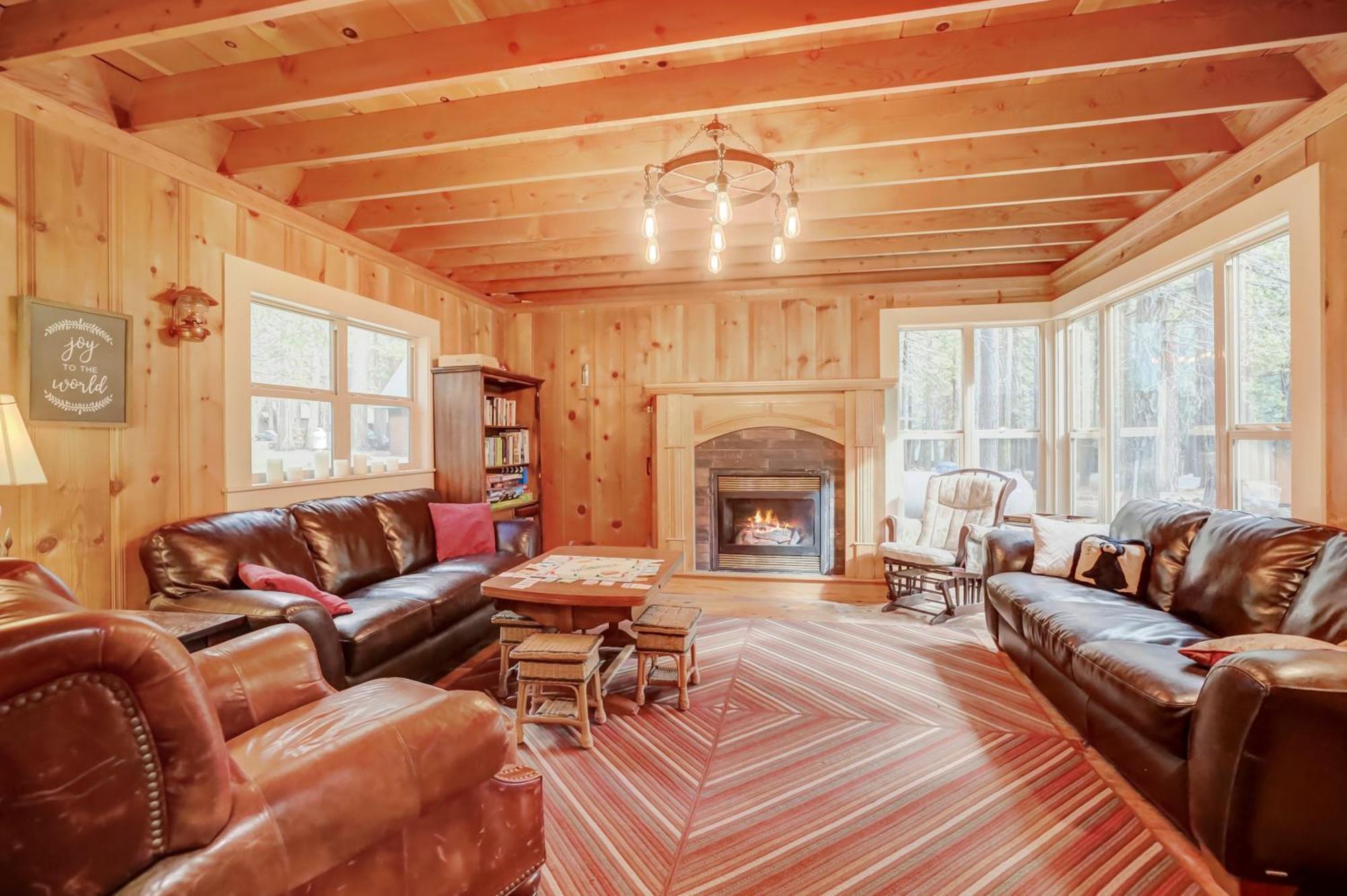 Spacious Classic Cabin Retreat- Near Lassen Mill Creek Экстерьер фото